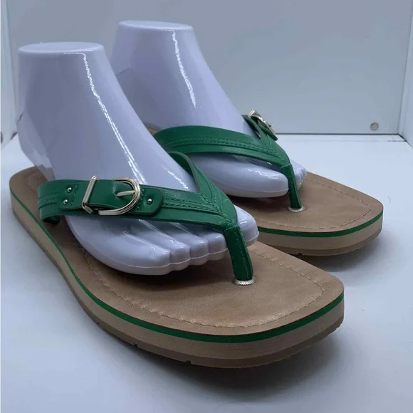 Kelly & Katie Briar Green Sandals with Buckle Detail Size 8.5 - Picture 1 of 8